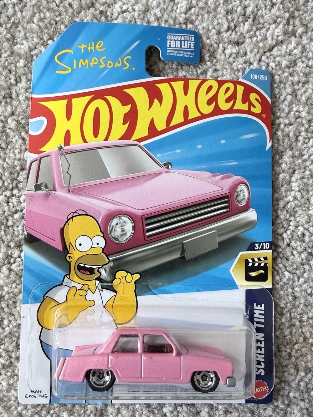 NWT Hot-wheels The Simpsons pink family car 3/10